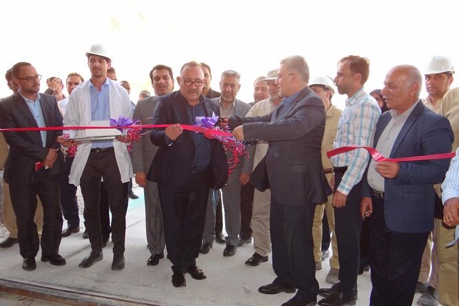 بزرگترین واحد تولید آهک خاورمیانه در شهرستان دشتی افتتاح شد